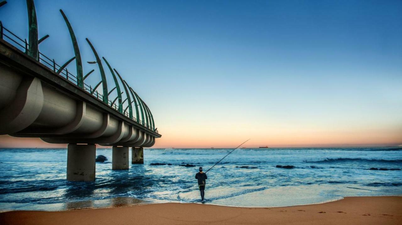Umhlanga Getaways Apartment Durban Bagian luar foto