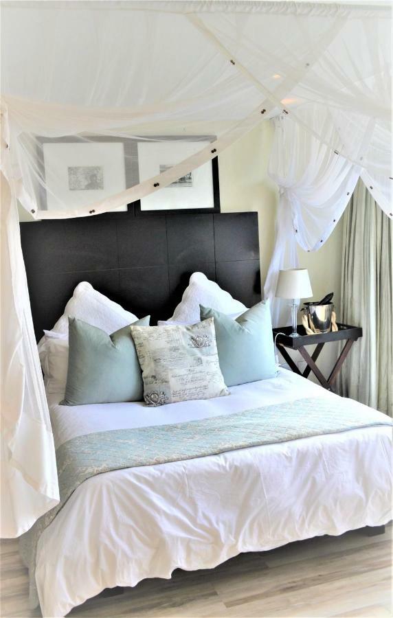 Umhlanga Getaways Apartment Durban Bagian luar foto